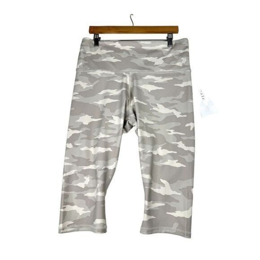 NEW Athleta Elation Camo Crop Pants size 1X Gray